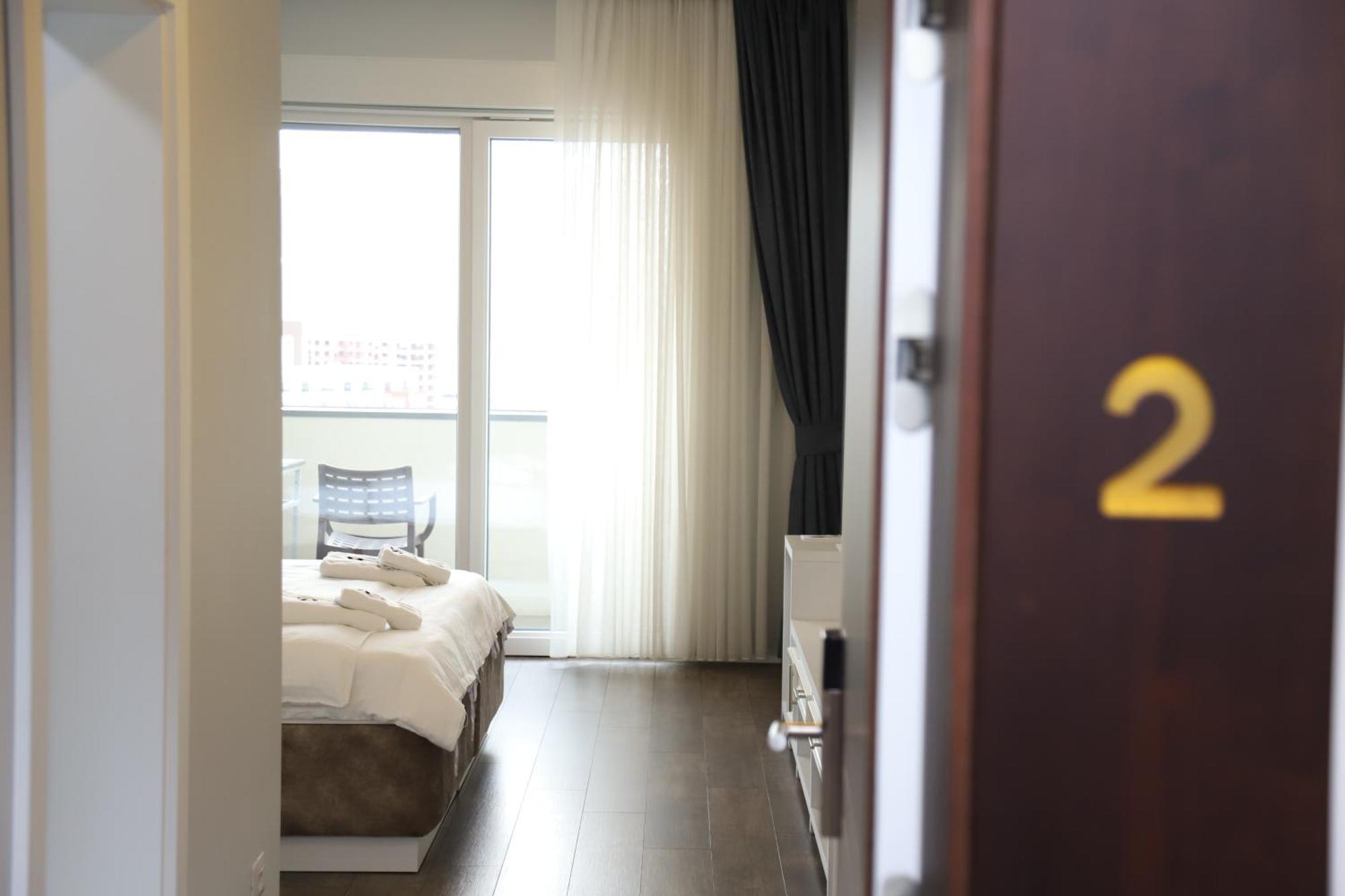Sky Hotel Prizren Eksteriør bilde