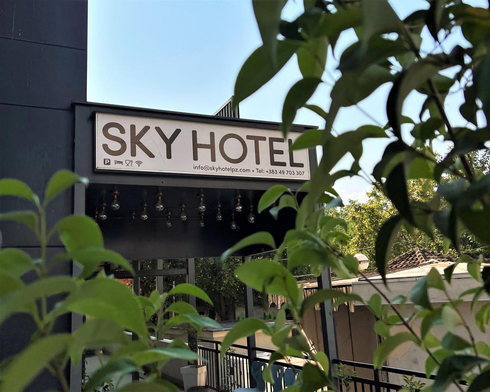 Sky Hotel Prizren Eksteriør bilde